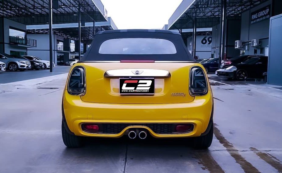 2017 MINI COOPERS CONVERTIBLE F57