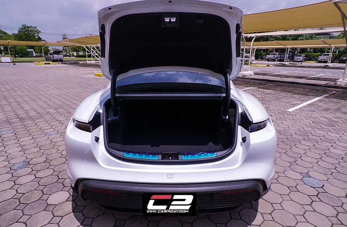2021 PORSCHE TAYCAN4S