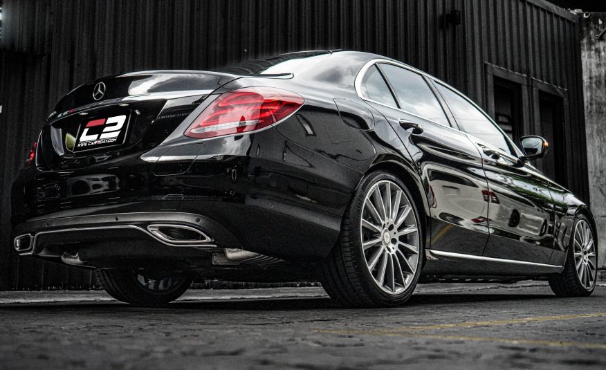 2017 Mercedes Benz C350e AMG Dynamic Plug-in Hybrid