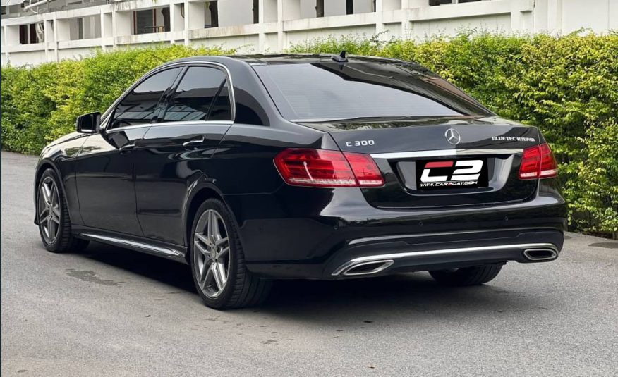 2013 MERCEDES-BENZ E 300 Class W212 Sedan Facelift