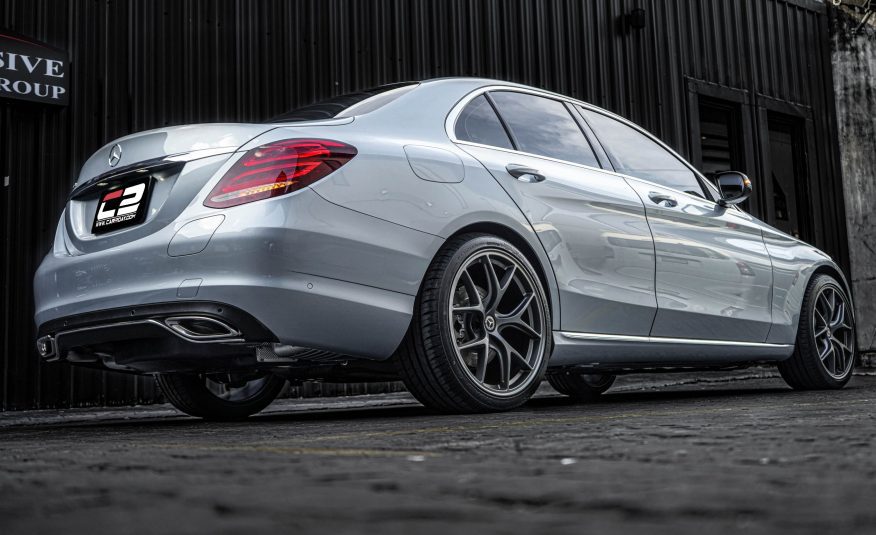 2017 Mercedes Benz C350e Avantgarde Plug-in Hybrid