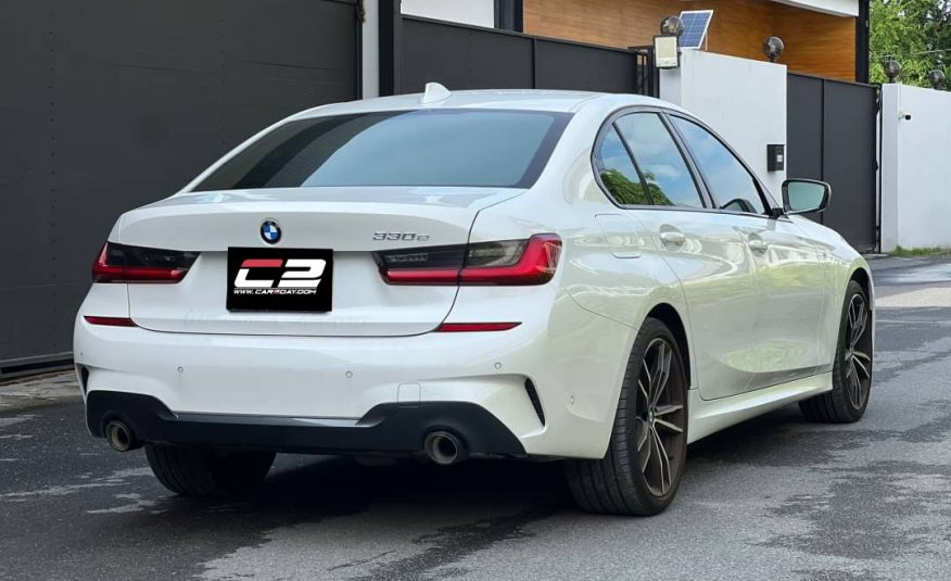 2020 BMW 330e M Sport