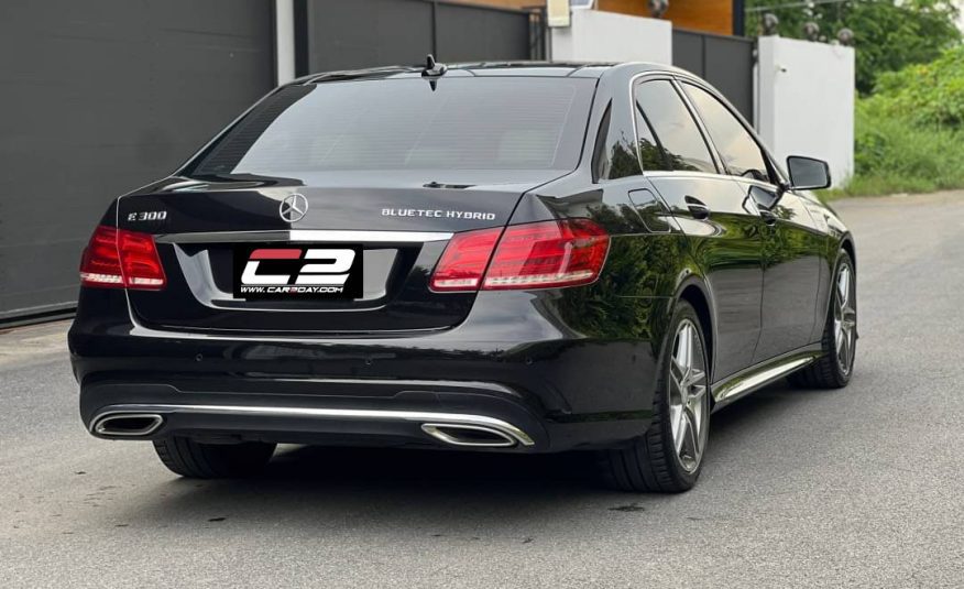 2013 MERCEDES-BENZ E 300 Class W212 Sedan Facelift