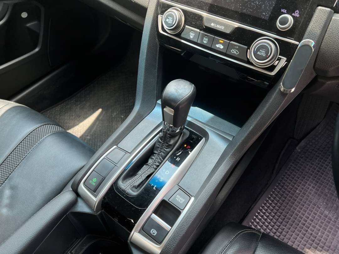 HONDA CIVIC FC 1.8EL (MNC)