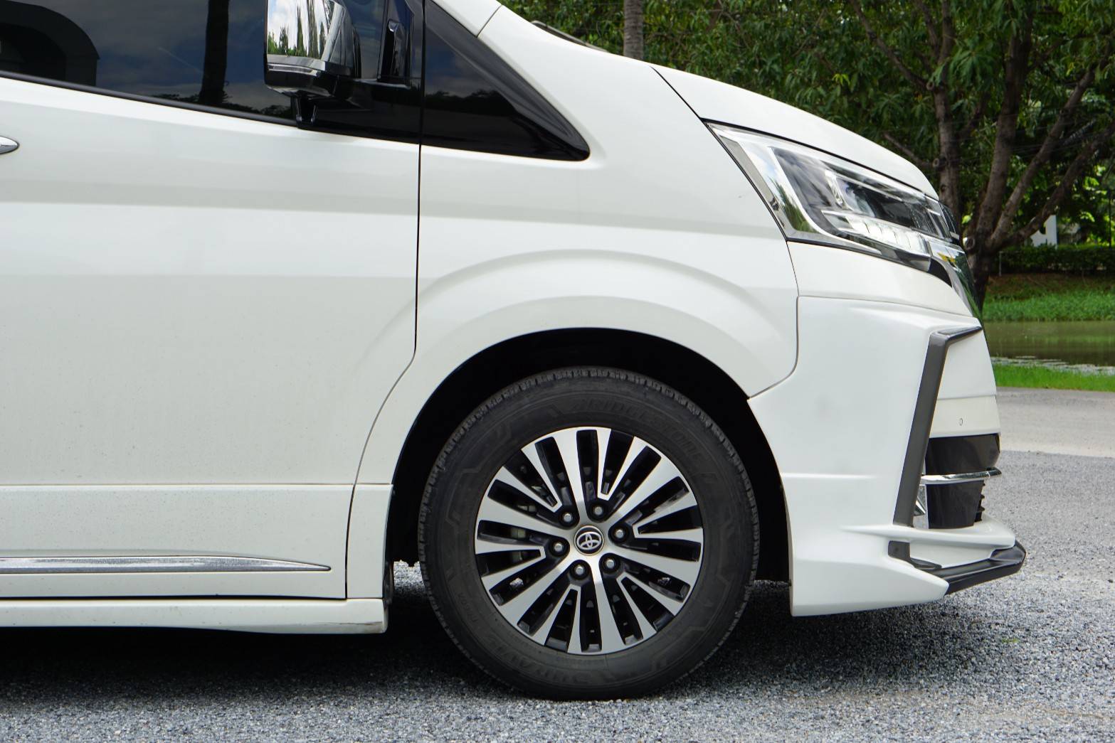 2019 Toyota Majesty 2.8 Grande