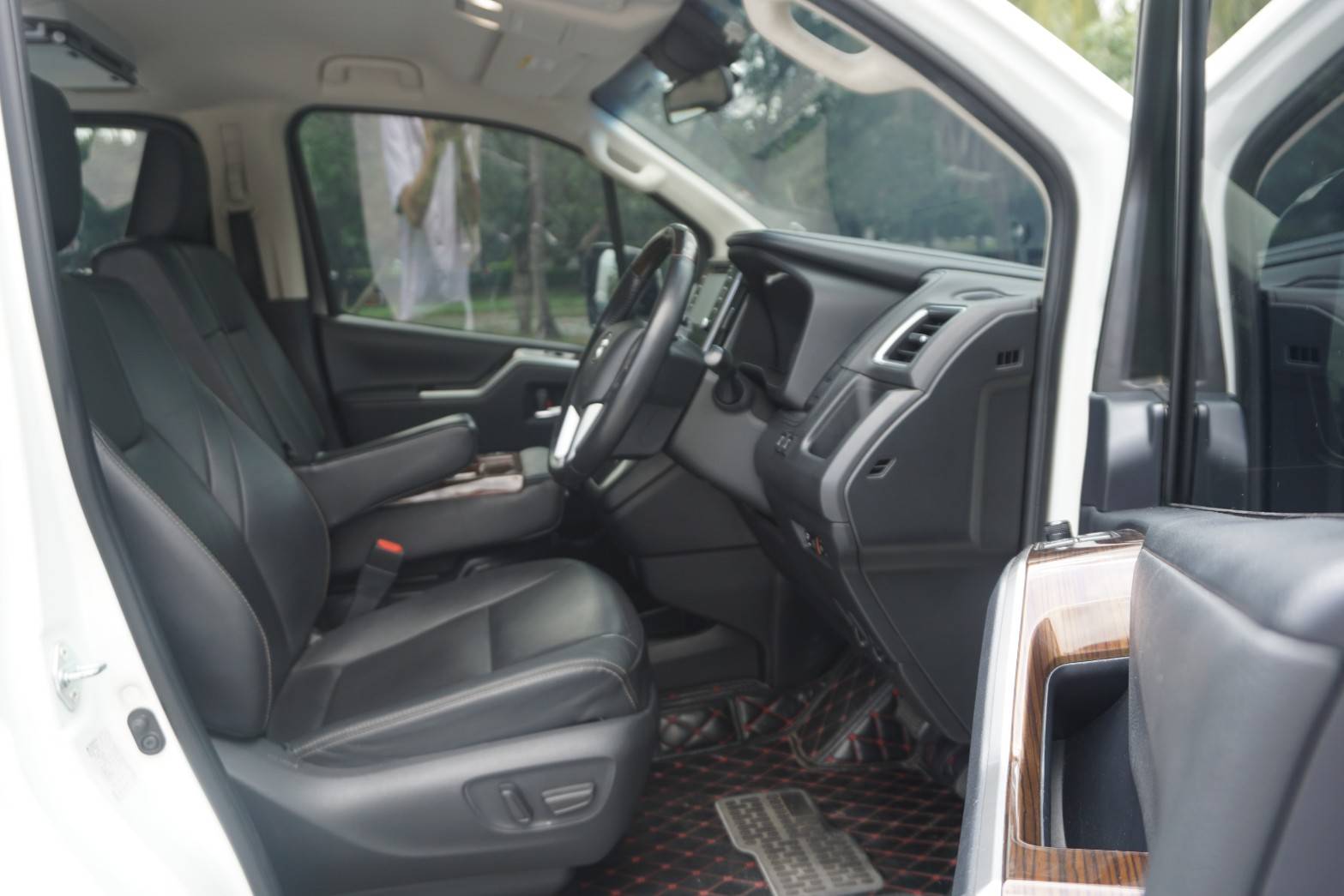 2019 Toyota Majesty 2.8 Grande