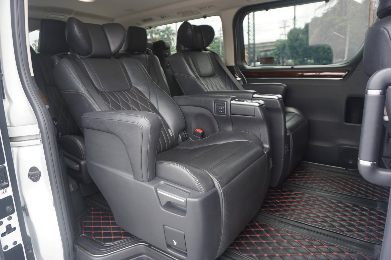 2019 Toyota Majesty 2.8 Grande