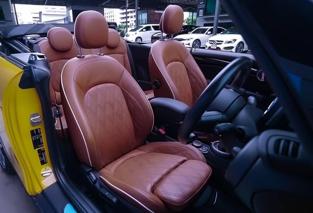 2017 MINI COOPERS CONVERTIBLE F57