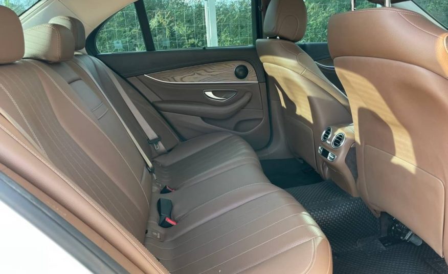 2019 Mercedes Benz E350e Exclusive