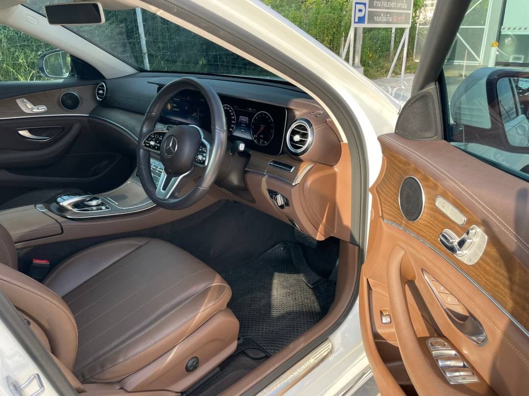 2019 Mercedes Benz E350e Exclusive