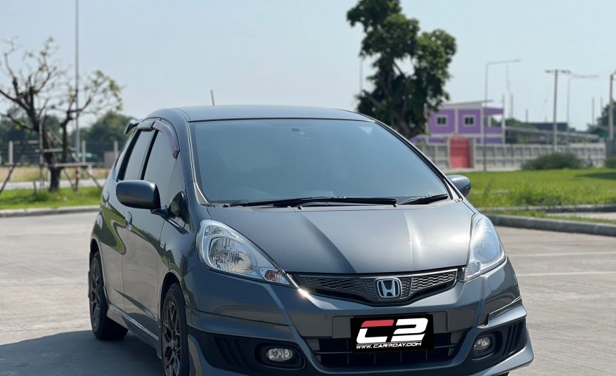 2012 HONDA JAZZ 1.5S