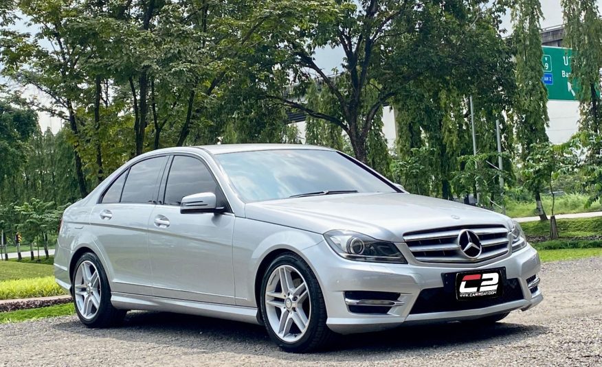 2012 BENZ C180 1.8 SALOON AT