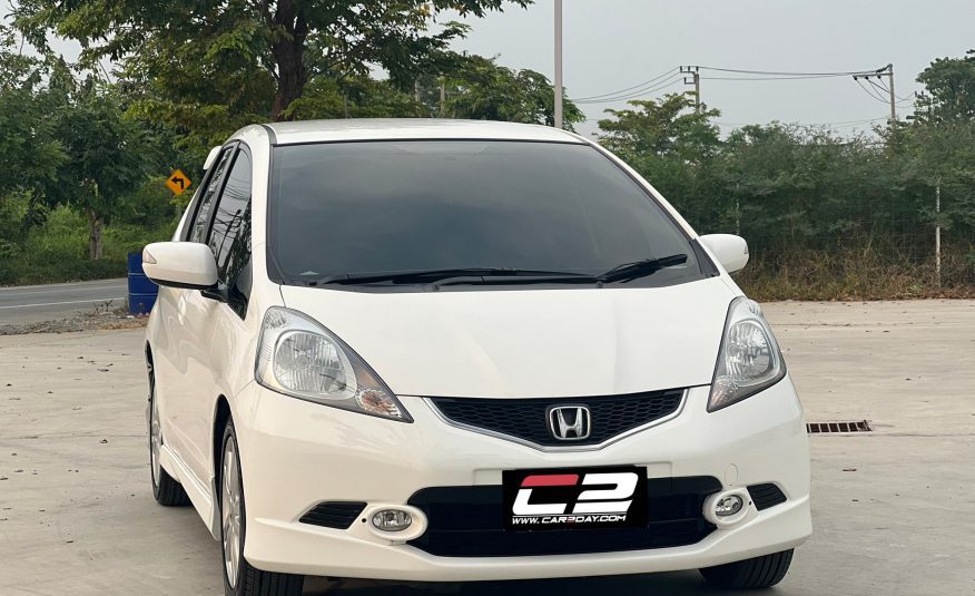 2010 HONDA JAZZ GE  SV i-VTEC  Auto  1.5 Sv