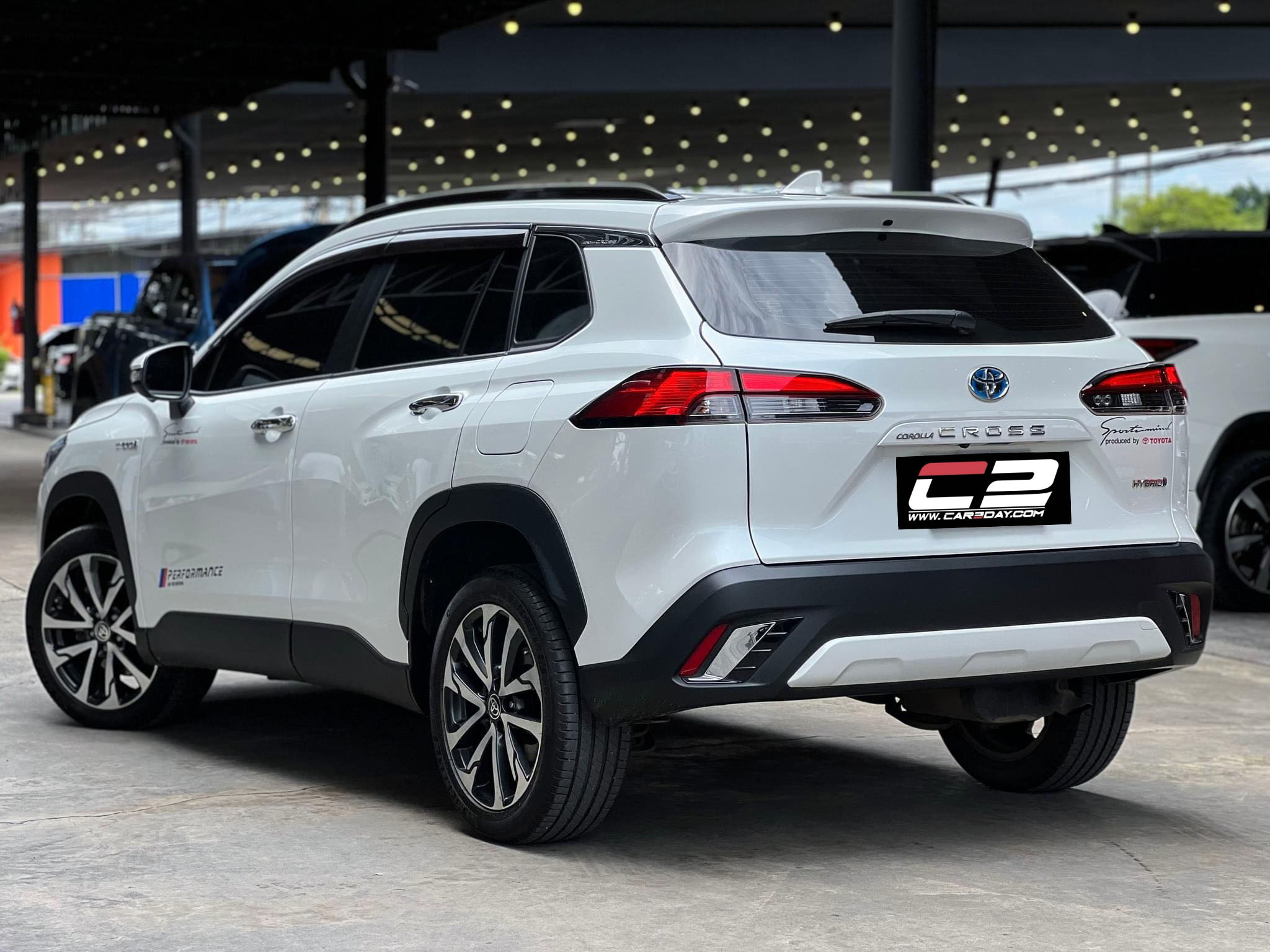 2020 Toyota Cross 1.8 Hybrid Premium Safety