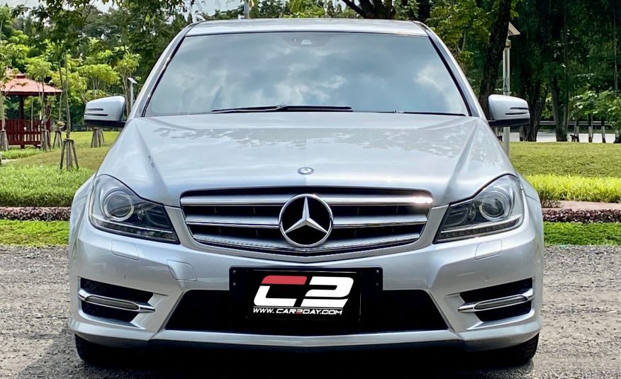 2012 BENZ C180 1.8 SALOON AT