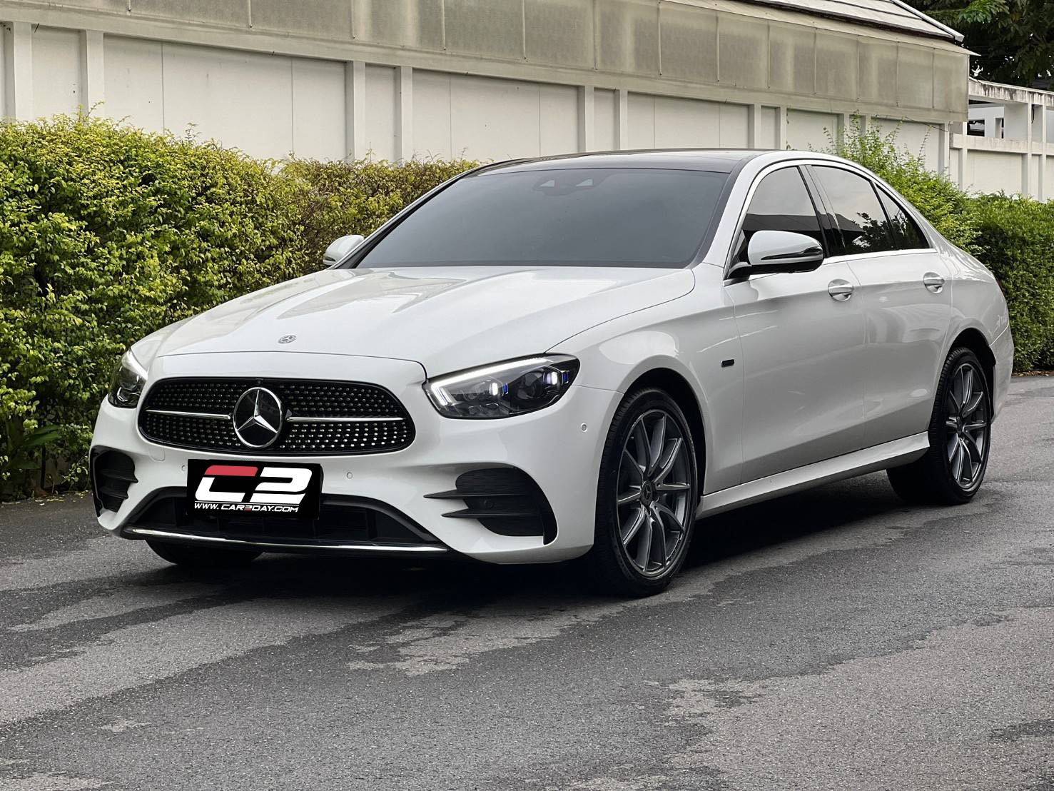 2021 Mercedes Benz E300e AMG Dynamic