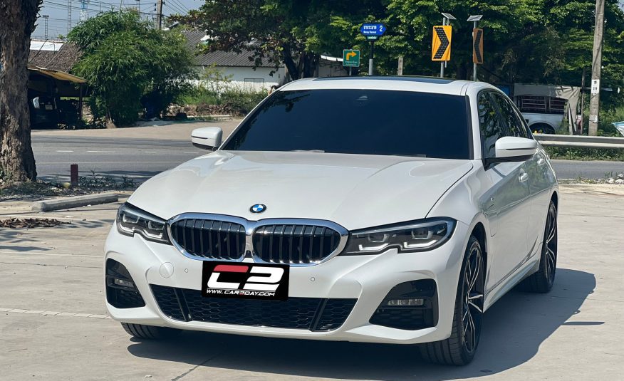 2020 BMW 330e Msport