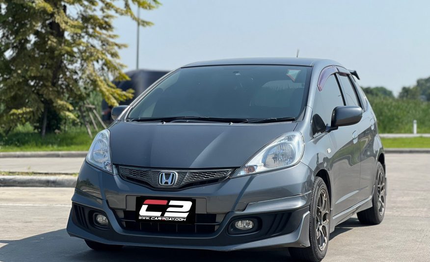 2012 HONDA JAZZ 1.5S