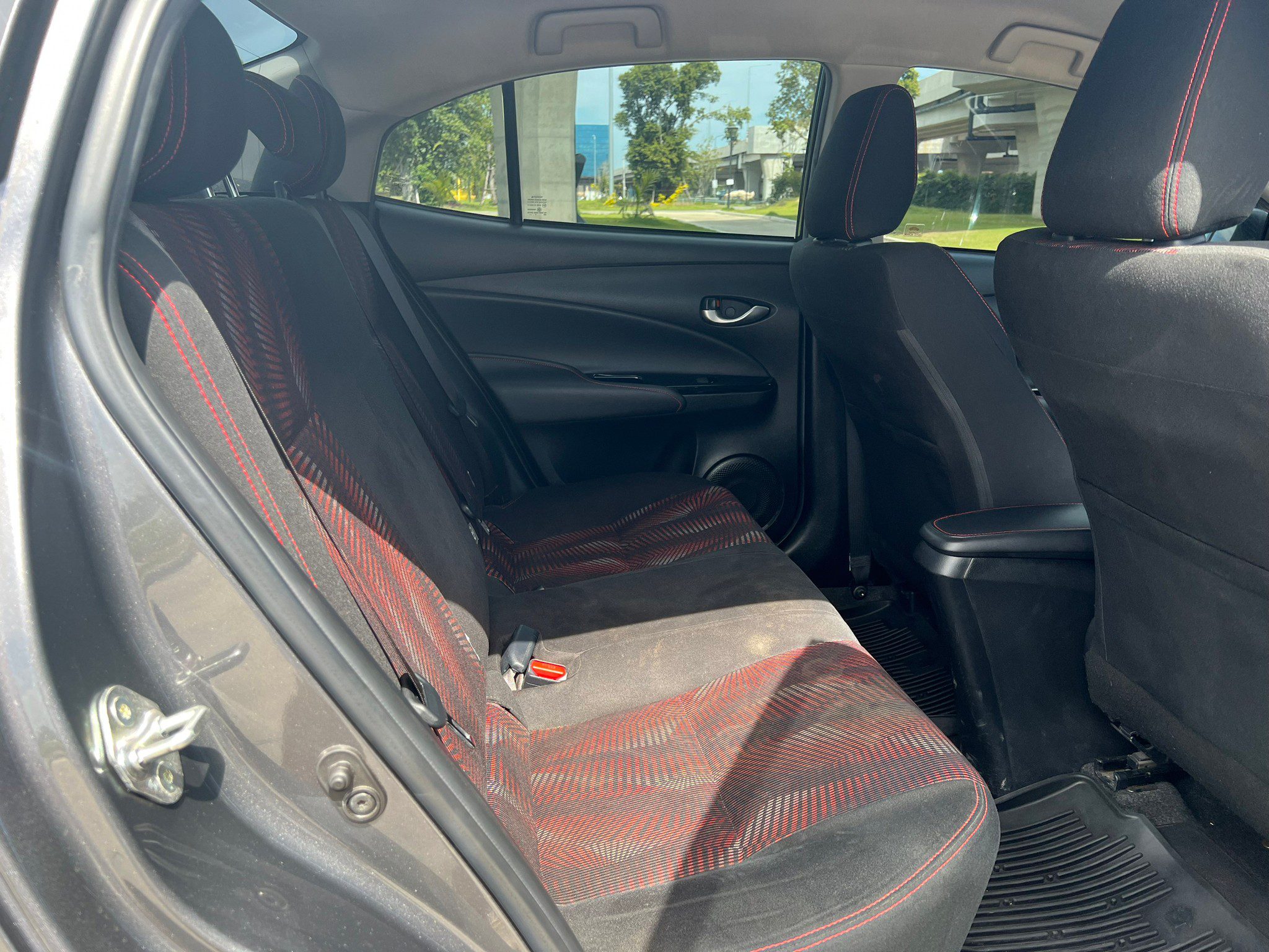 2018 TOYOTA YARIS ATIV 1.2S