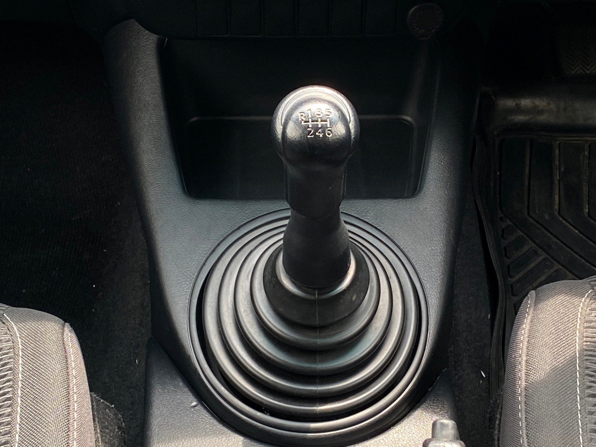 2019 TOYOTA REVO SMARTCAB 2.4 ENTRY MT