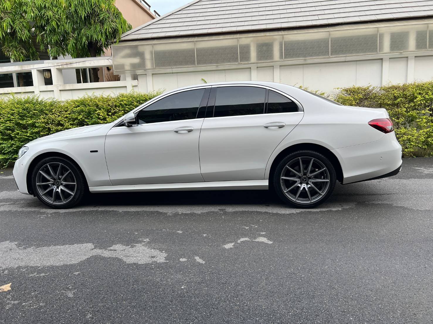 2021 Mercedes Benz E300e AMG Dynamic