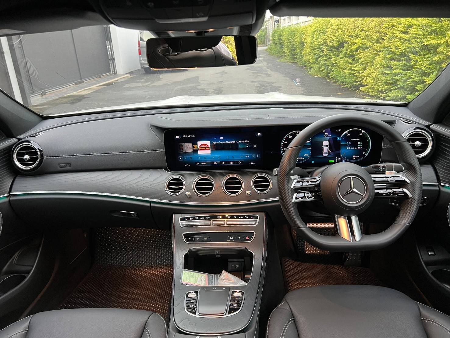 2021 Mercedes Benz E300e AMG Dynamic