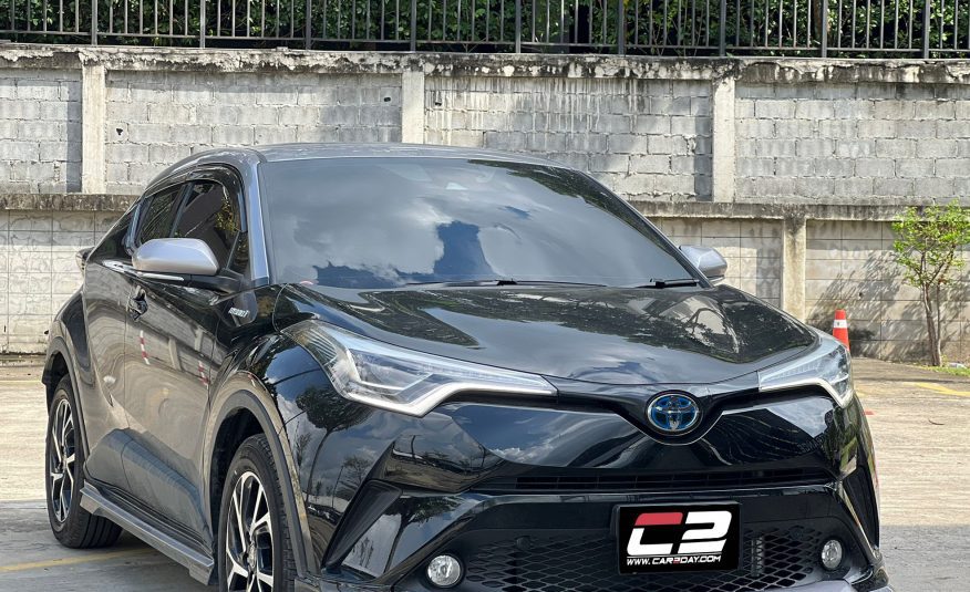 2022 TOYOTA CHR Premium Safety E-CVT FWD 1.8i (Hybrid)