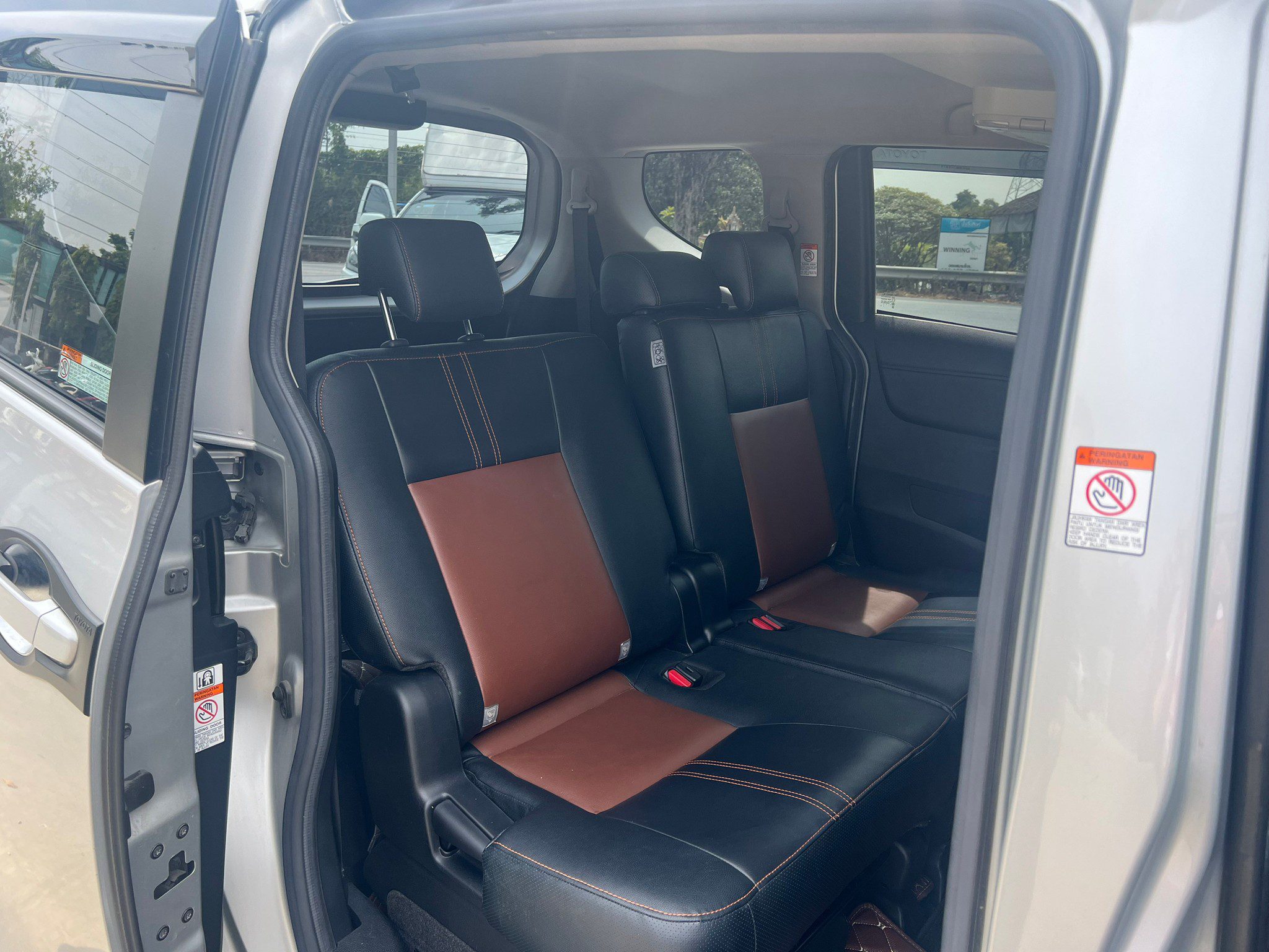 2017 TOYOTA SIENTA 1.5V