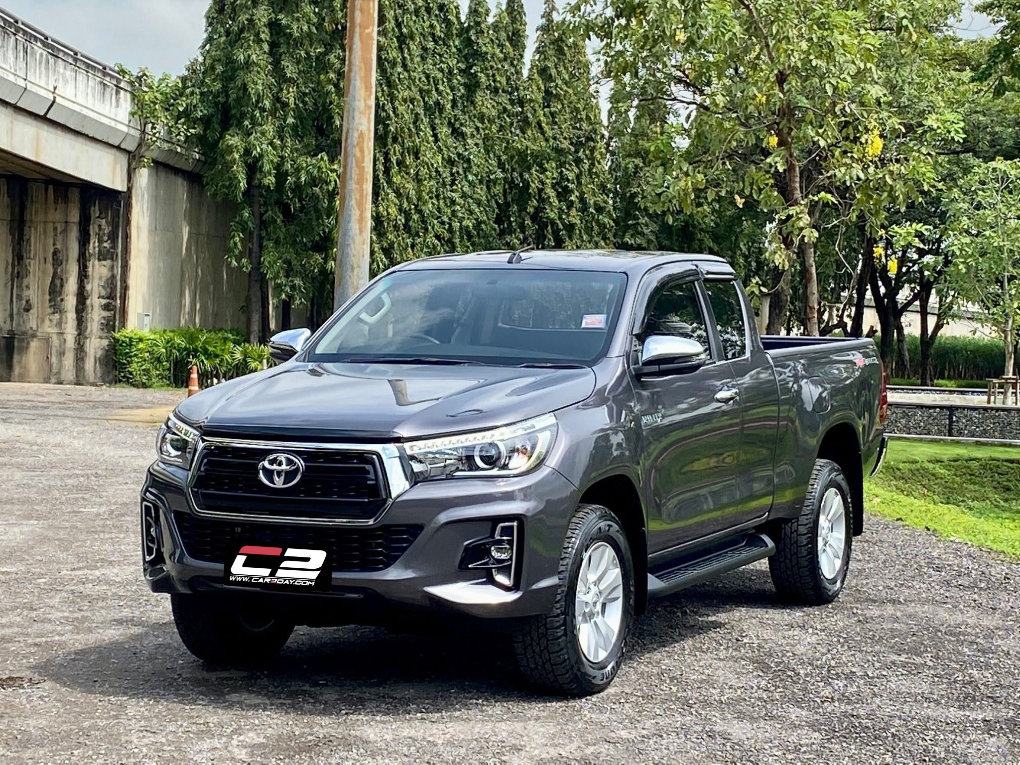 TOYOTA REVO SMARTCAB 2.4 E PRERUNNER