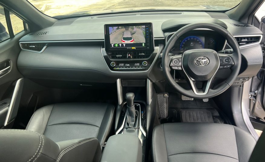 2020 TOYOTA Corolla Cross Hybrid Premium Safety