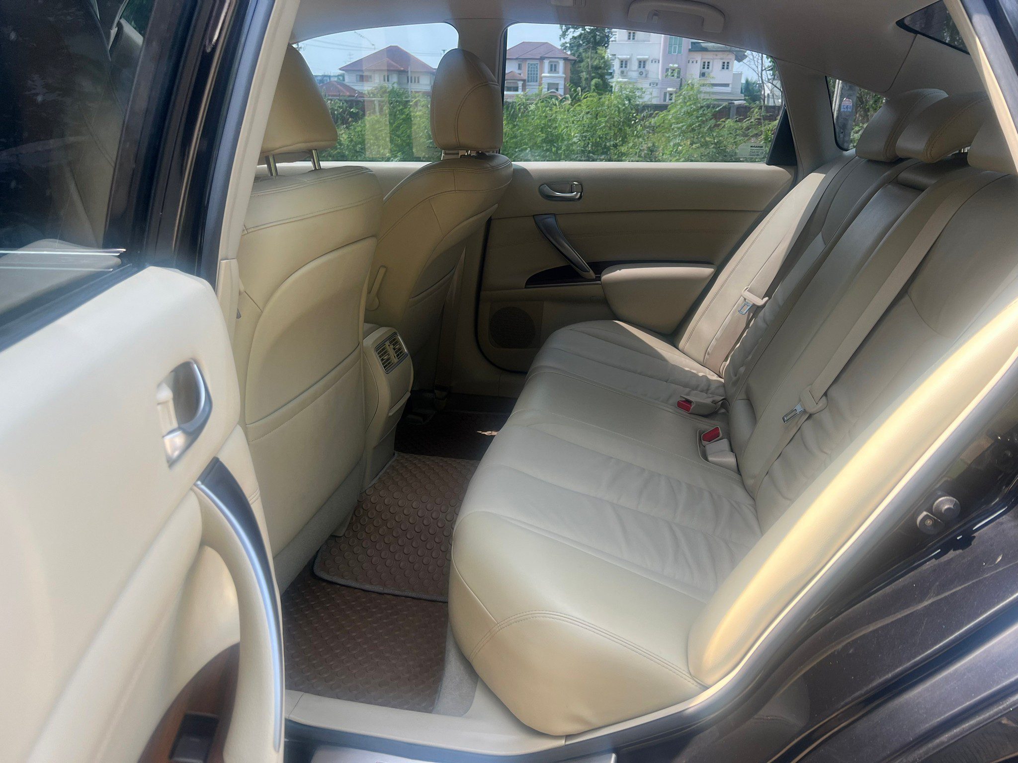 2011 NISSAN TEANA 2.0 XL
