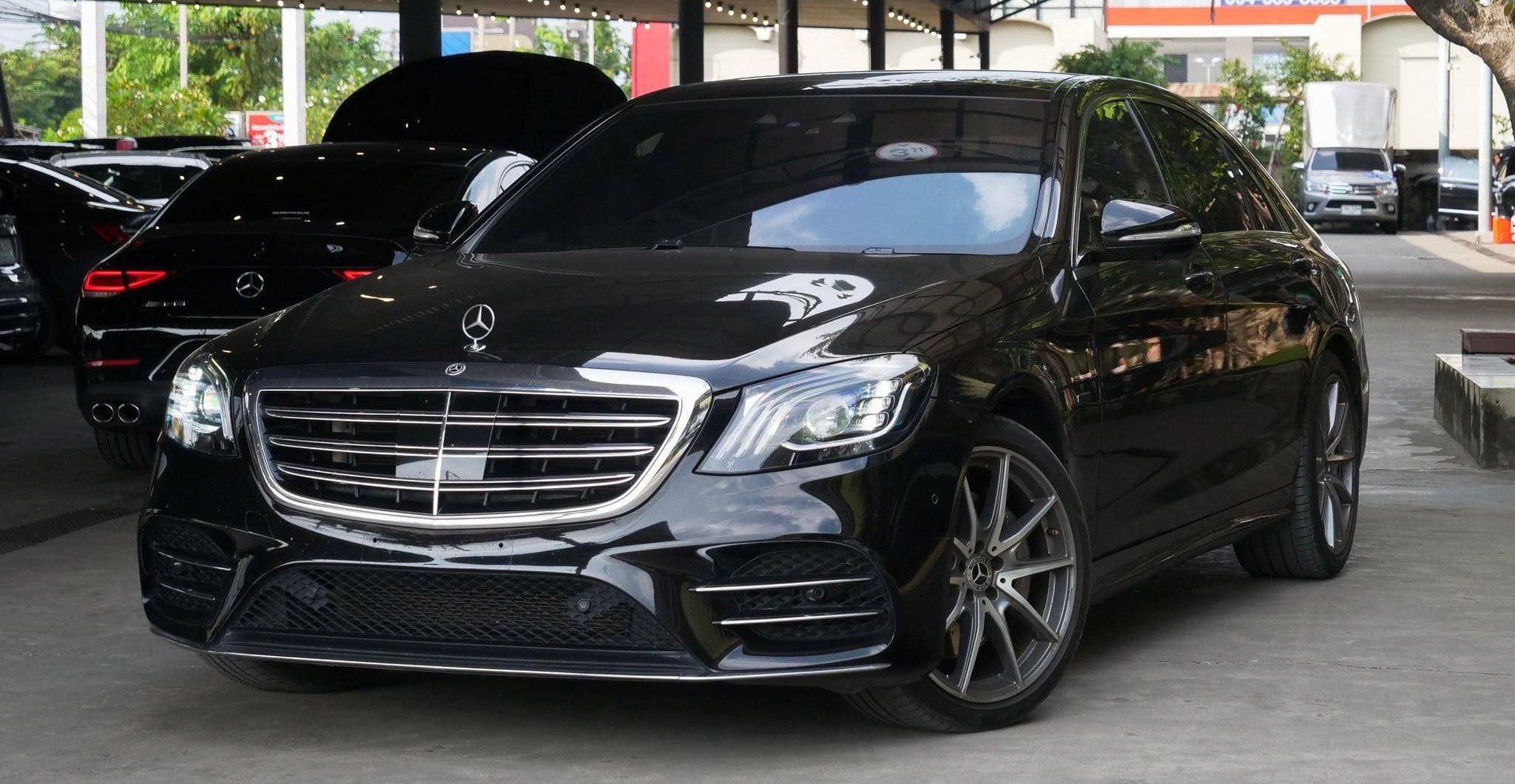 2020 Mercedes Benz S560e AMG