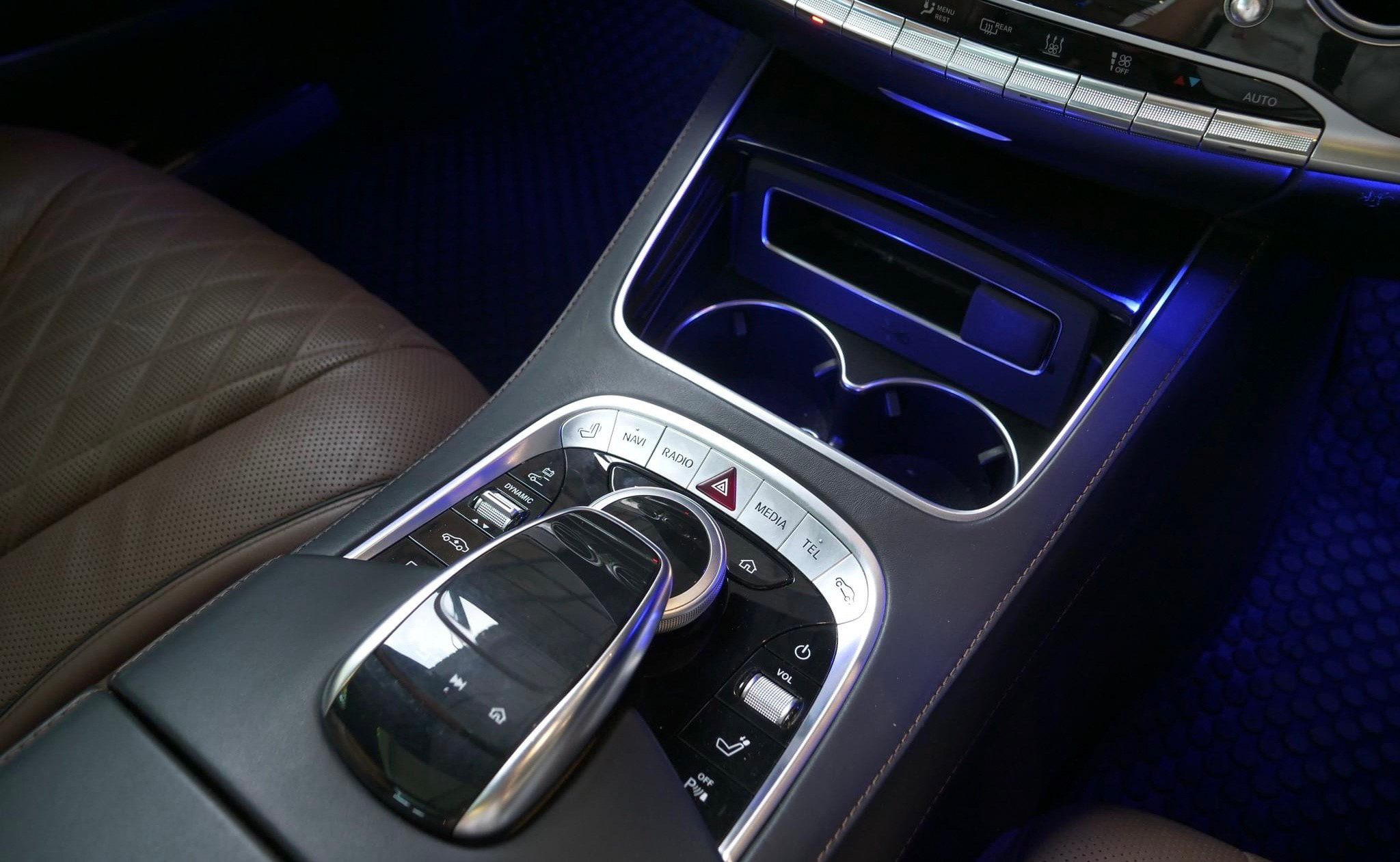 2020 Mercedes Benz S560e AMG