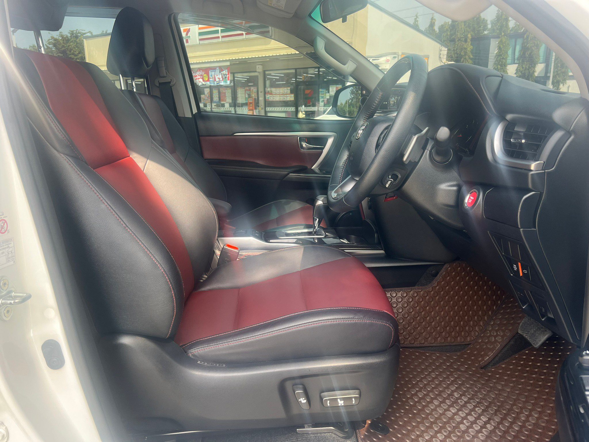 2018 TOYOTA FORTUNER  TRD Sportivo 7st Auto 6sp RWD 2.8DCT