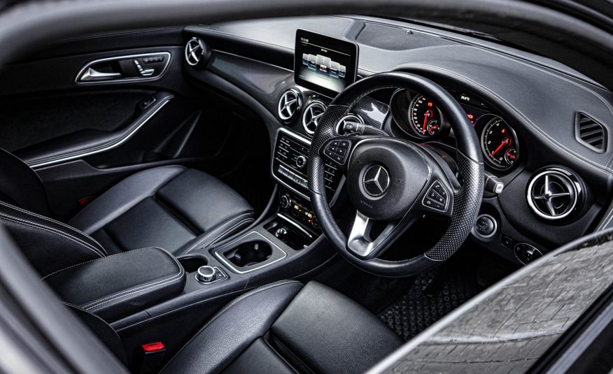 2018 Mercedes Benz CLA250 AMG Dynamic