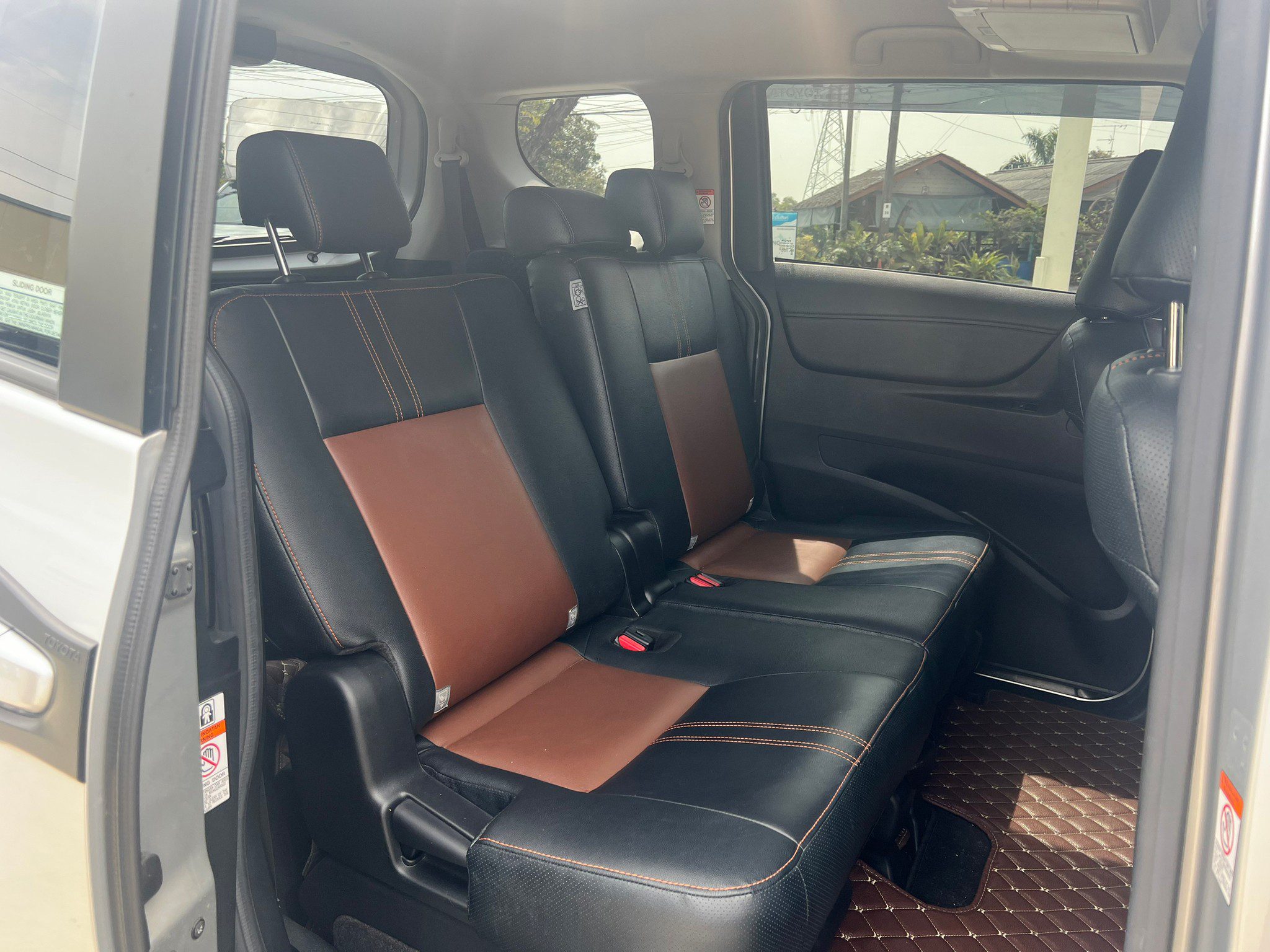 2017 TOYOTA SIENTA 1.5V