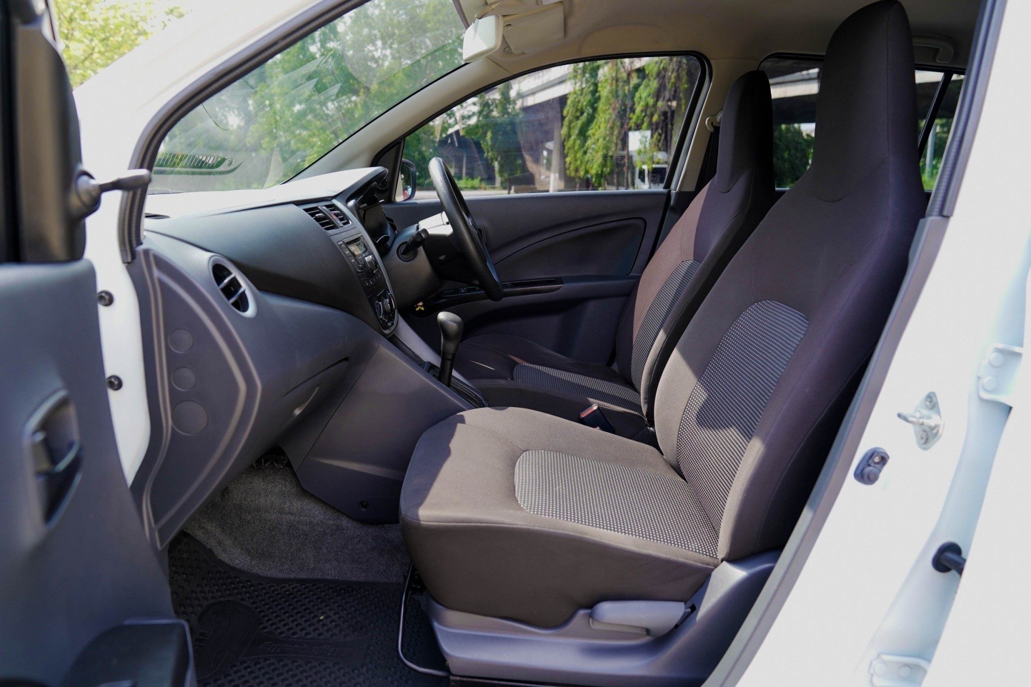 2014 SUZUKI CELERIO GL 1.0L CVT AT