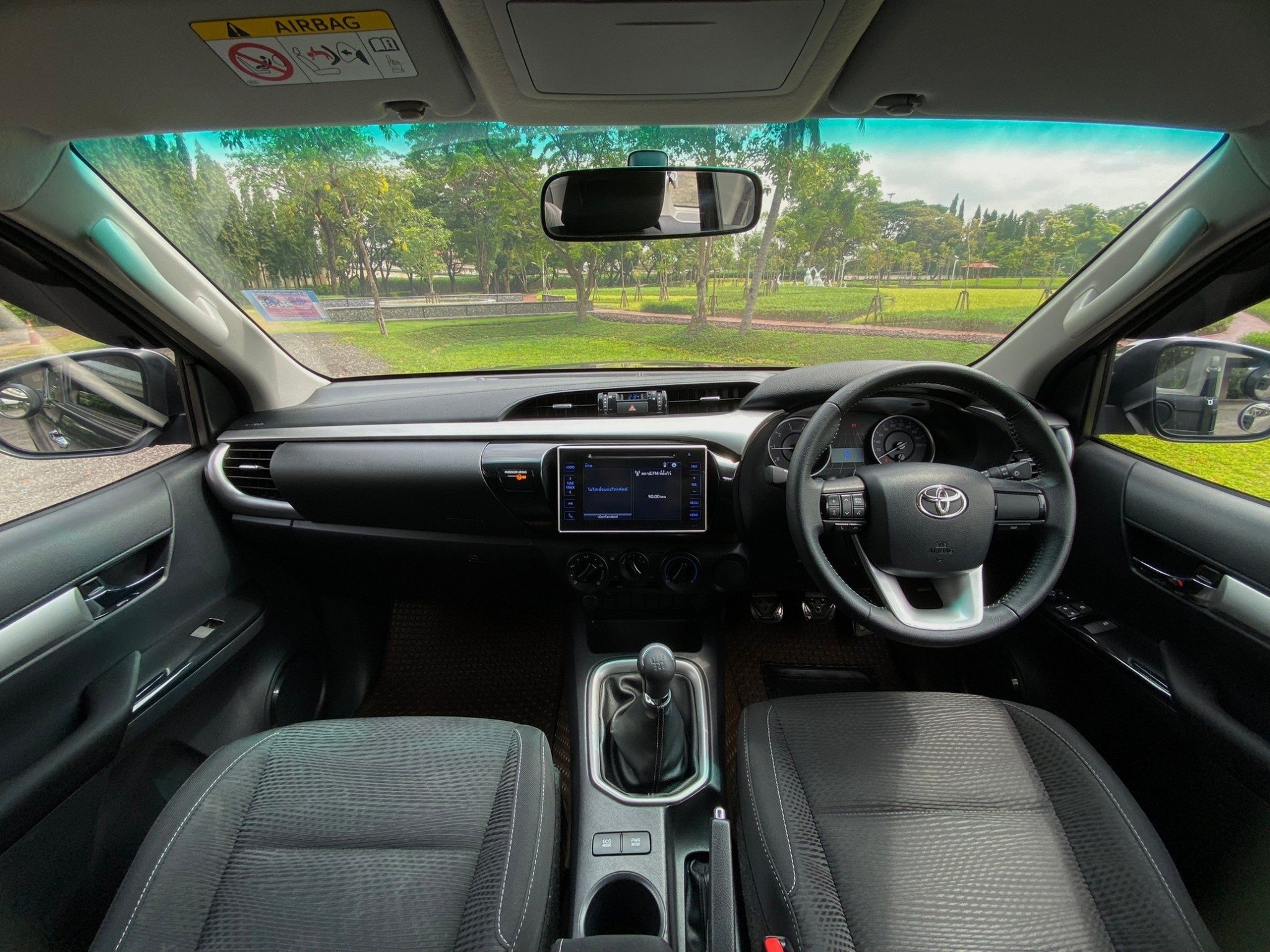 TOYOTA REVO SMARTCAB 2.4 E PRERUNNER
