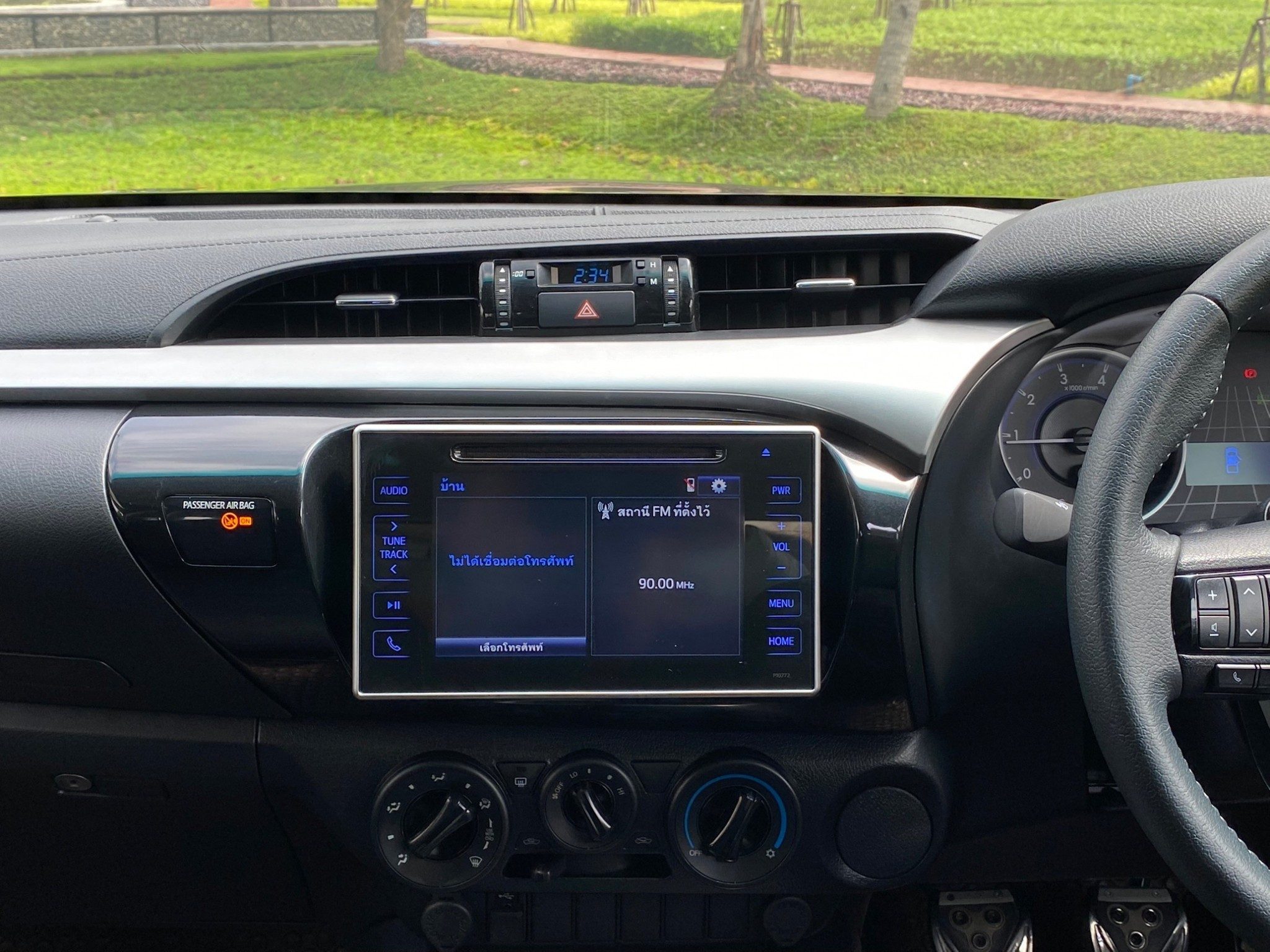 TOYOTA REVO SMARTCAB 2.4 E PRERUNNER