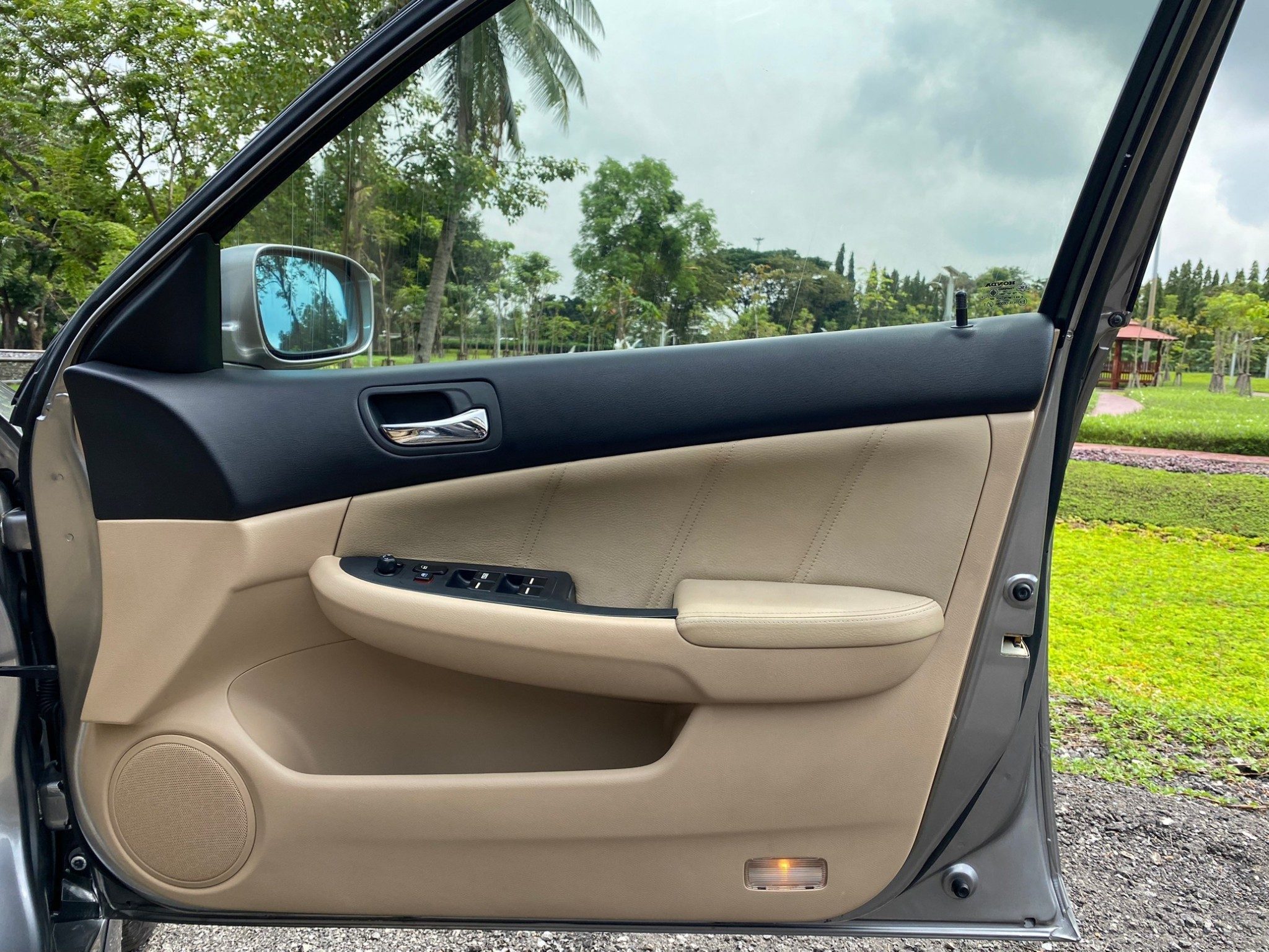 2005 HONDA ACCORD 2.4 E AT