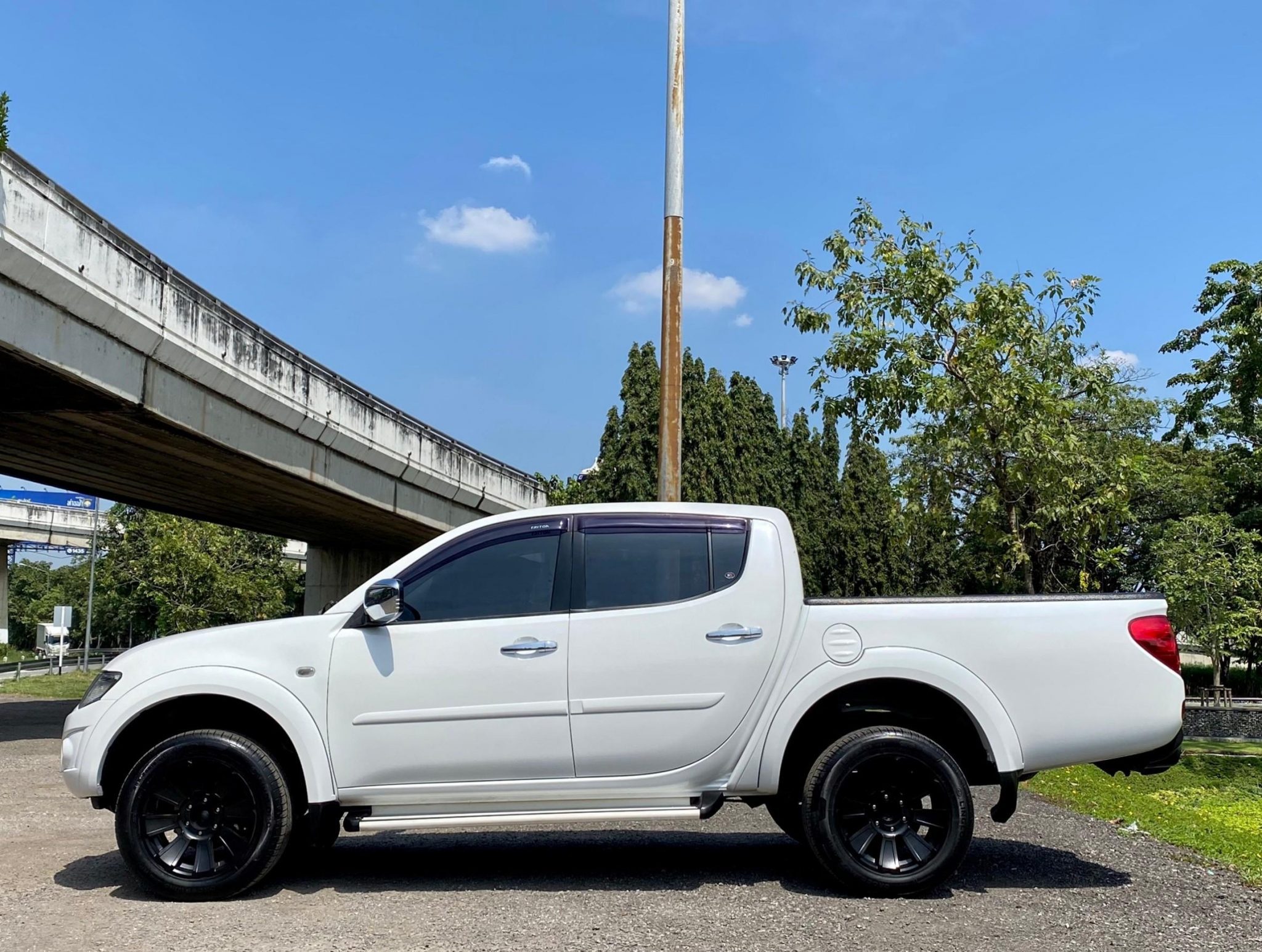 2011 MITSUBISHI TRITON DOUBLE CAB 2.5 GLS PLUS AT