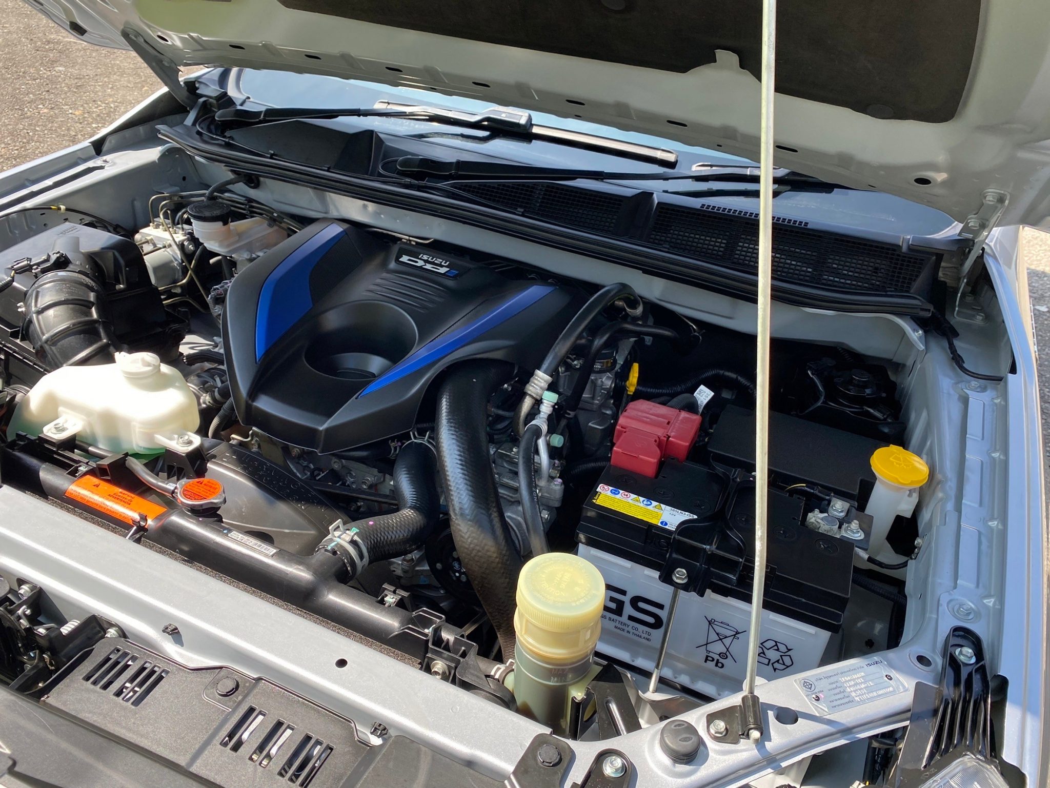 ISUZU DMAX V-CROSS DOUBLE CAB 3.0 M NAVI AT