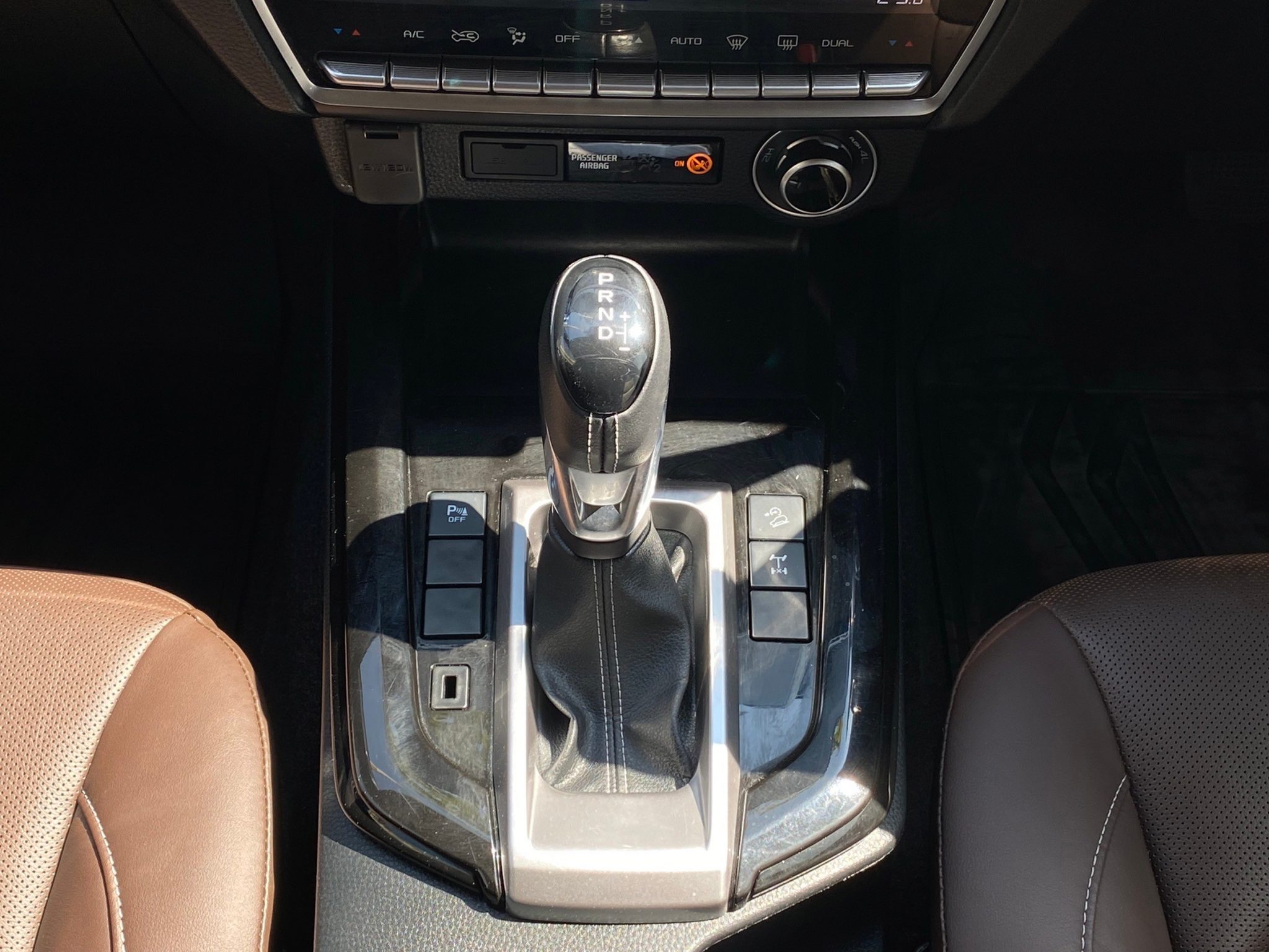 ISUZU DMAX V-CROSS DOUBLE CAB 3.0 M NAVI AT
