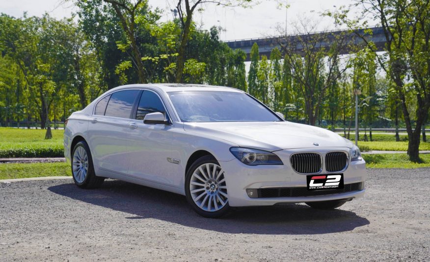 2012 BMW 740 Li 3.0 AT