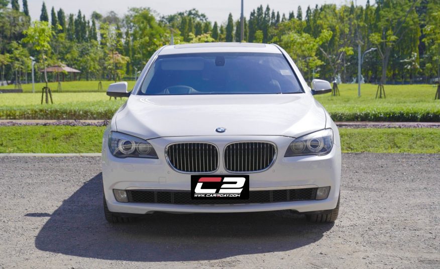 2012 BMW 740 Li 3.0 AT