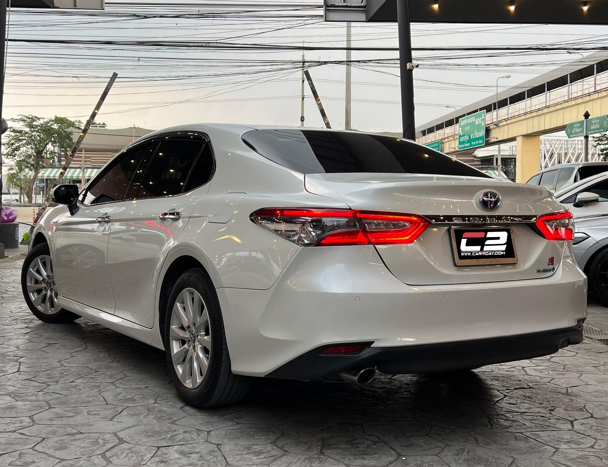 2019 Toyota Camry 2.5 HV Hybrid