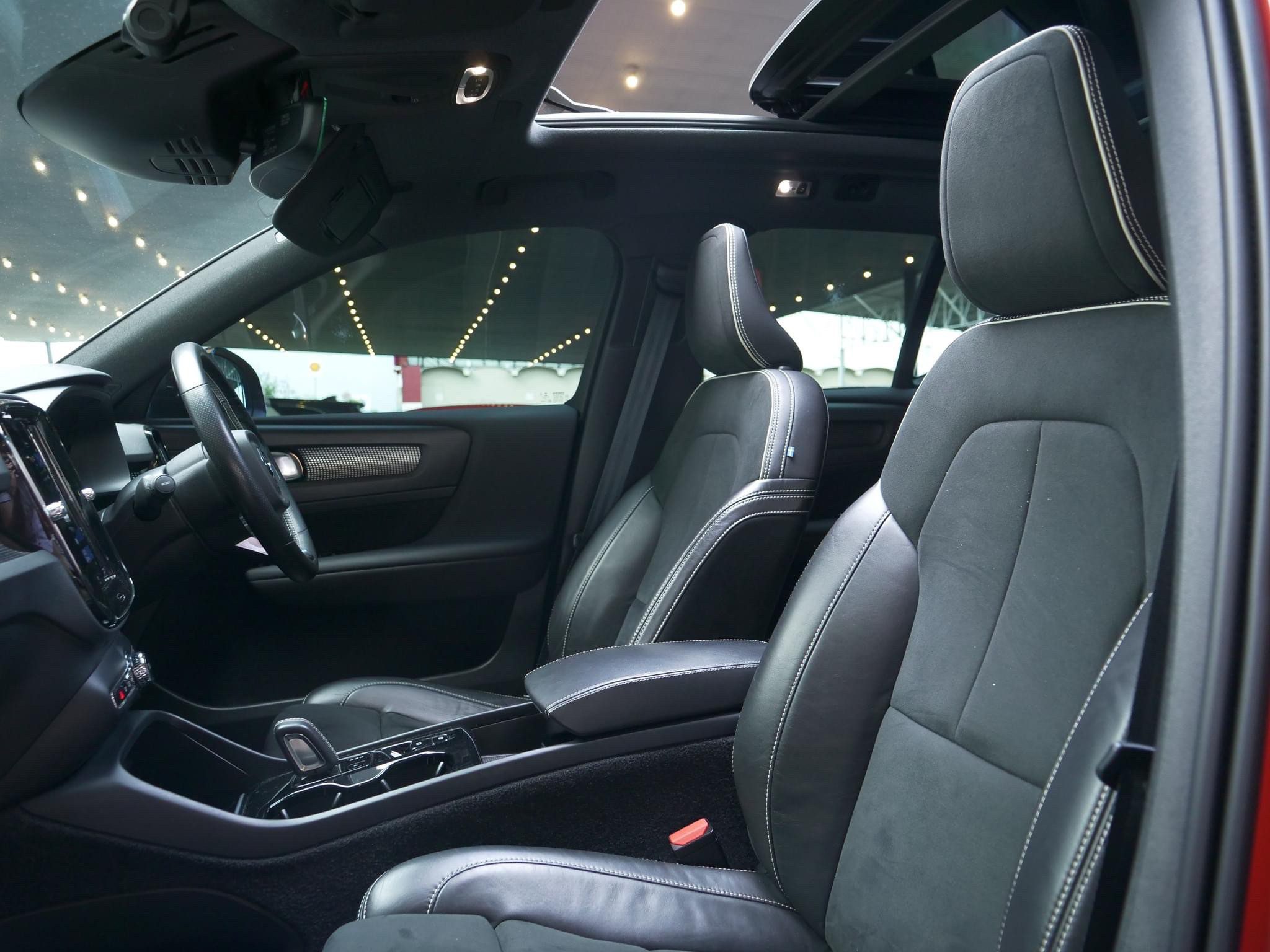 2021 Volvo XC40 Recharge T5 R-Design Plug-in Hybrid