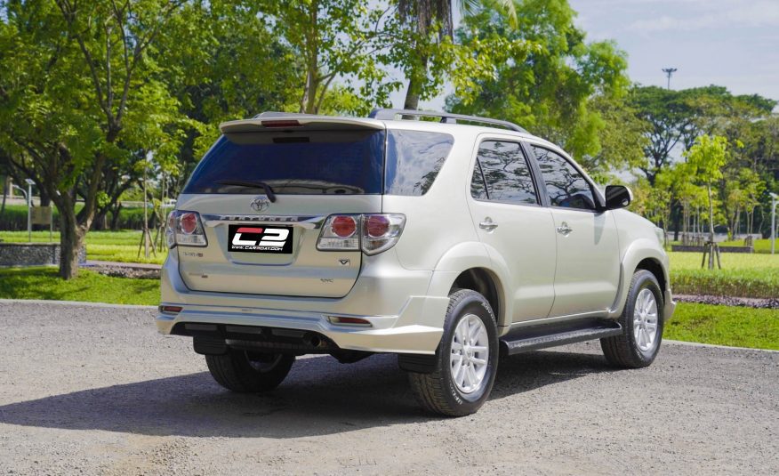 2012 TOYOTA FORTUNER 3.0 V AT