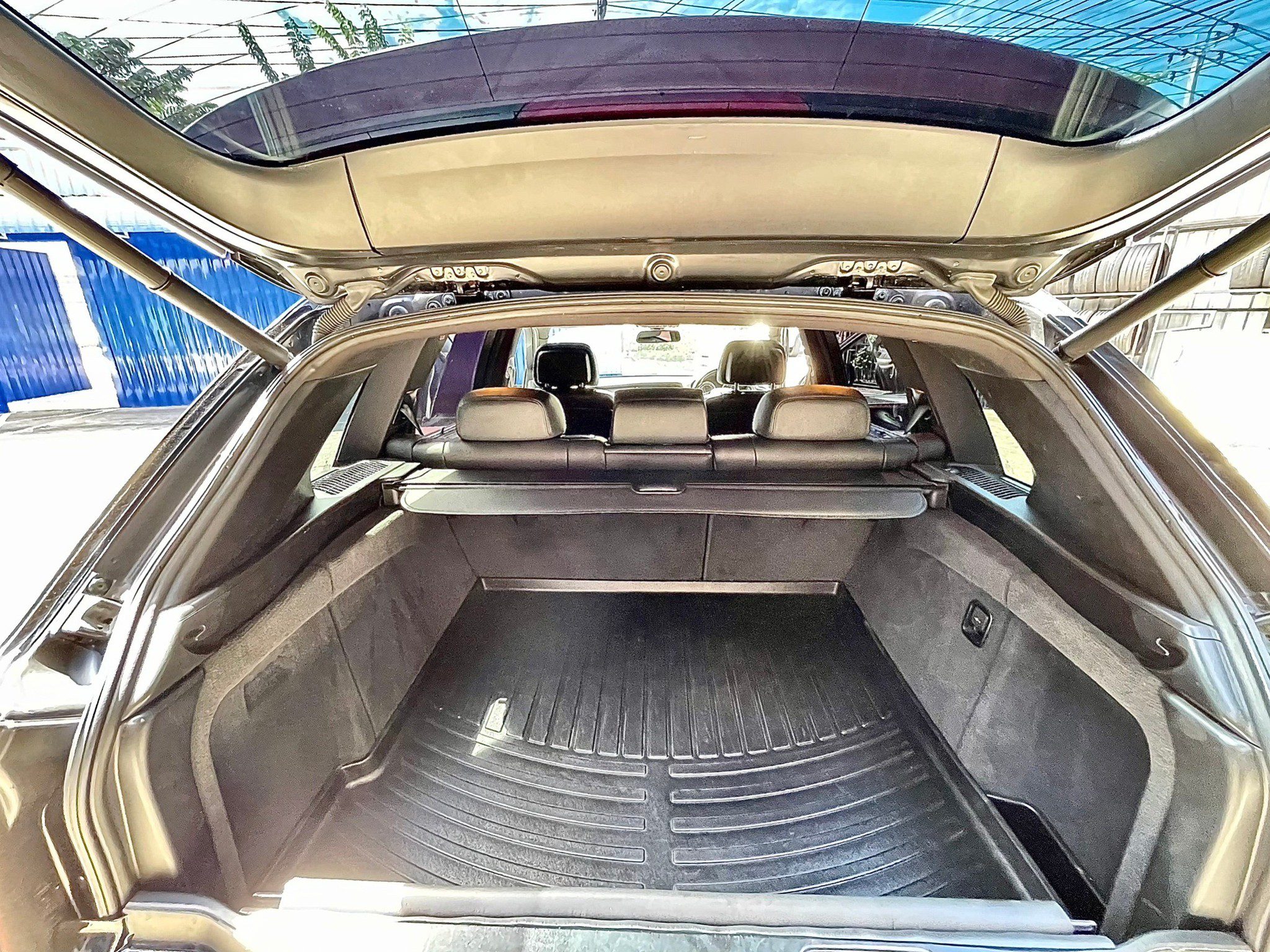 2010 BMWX5 M SPORT E70