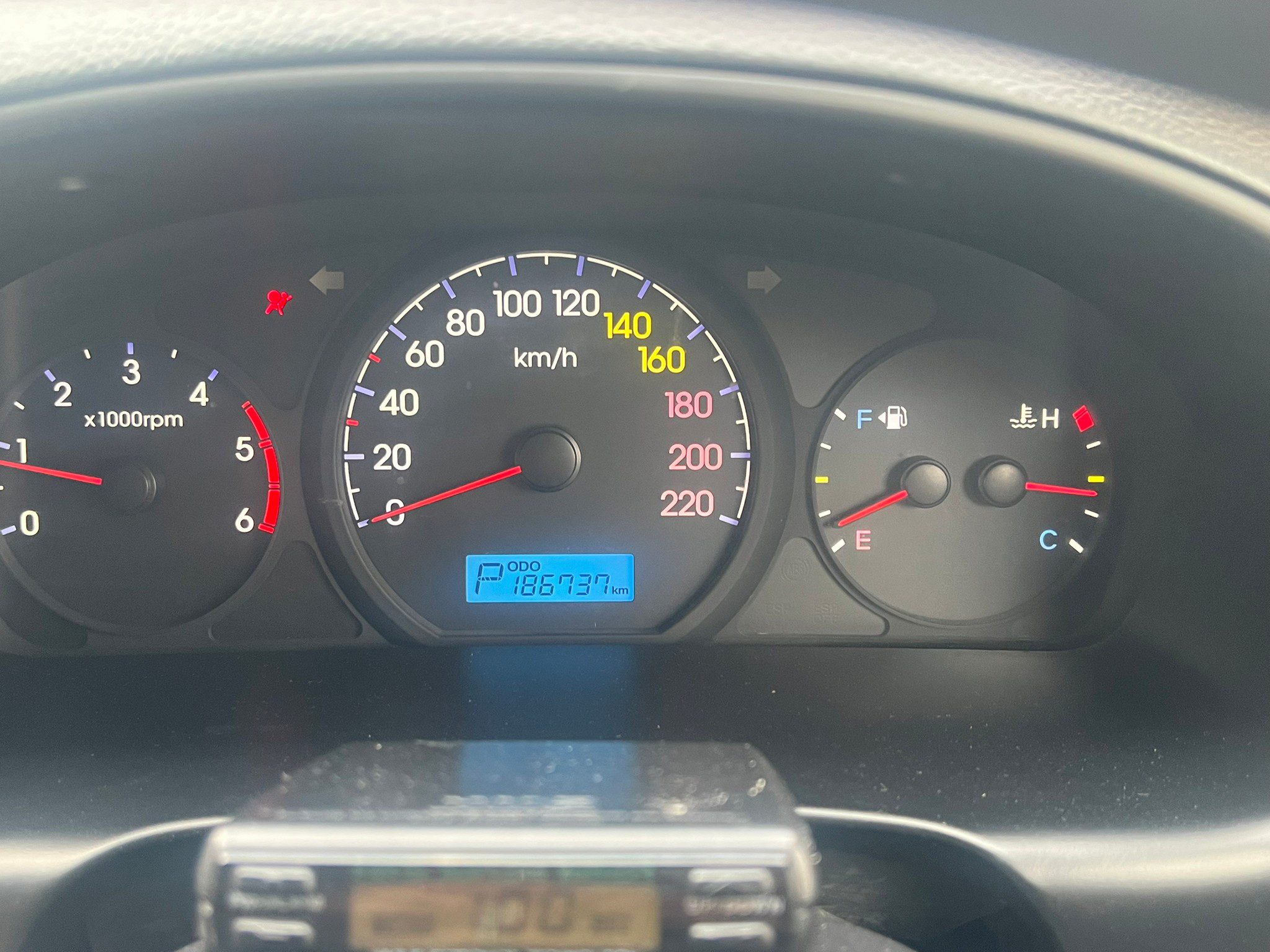2011 HUNDAI H1  Deluxe  Auto 2.5D